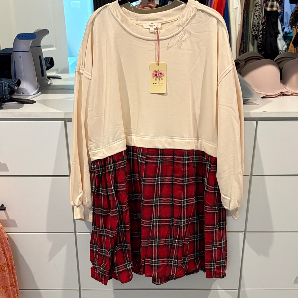 NWT Cream and Red Plaid Entro Dress